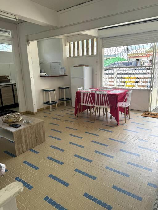 Maison Authentique A 300M De La Plage Sainte-Anne Eksteriør billede